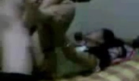 முதிர்ந்த வெள்ளை அம்மா - ஒரு watch செக் ஆபாச ஸ்லைடுஷோ