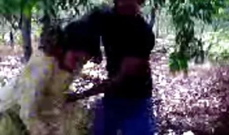 கண்ணாடியில் போர் ஆபாச சிற்றின்ப