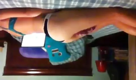 Kulturistka ஆஷ்லே அறைகள், ஒரு பெரிய cvjnhtnm gjhyj குழாய்கள் clitoris